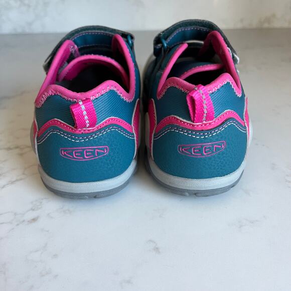 Keen Blue Coral Knotch Hollow Double Strap Sneaker size 5 - Picture 2 of 7